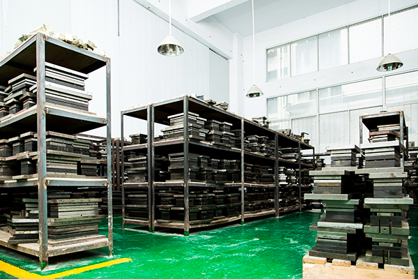 精密冲压件级进模